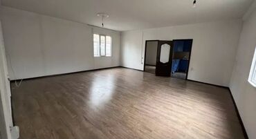 сниму дом под квартиру: 300 м², 6 комнат, Утепленный, Забор, огорожен