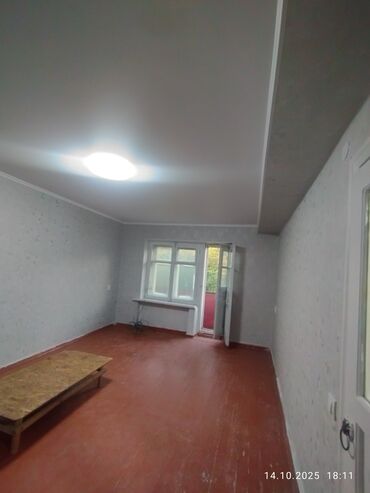 квартира в бишкеке долгосрочно: 1 комната, Собственник, Без подселения, Без мебели