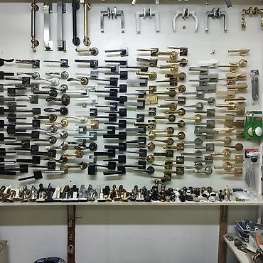 lock master: Профессиональные услуги по установке, замене и аварийному вскрытию — 1