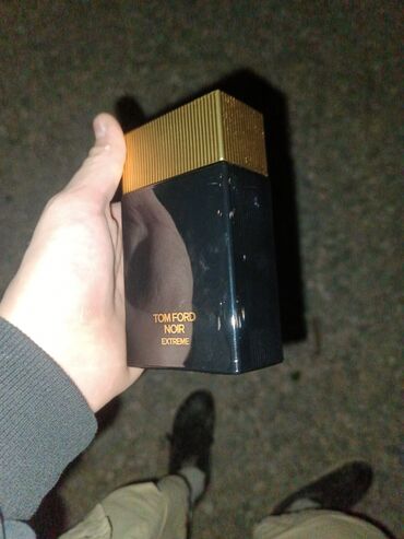 сколько стоят волосы 30 см: TOM FORD NOIR EXTREME 100ml 
об на телефон любой предлагайте