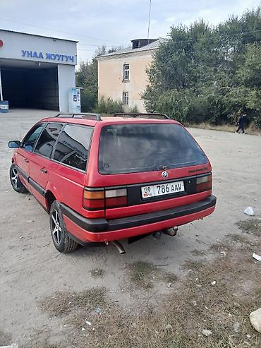 Volkswagen: Volkswagen Passat Variant: 1992 г., 1.8 л, Механика, Бензин, Универсал — 4