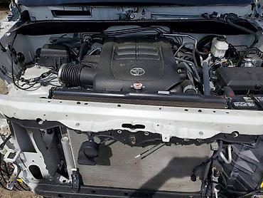 rav4 se: Toyota Sequoia: 2022 г., 5.7 л, Автомат, Бензин — 9