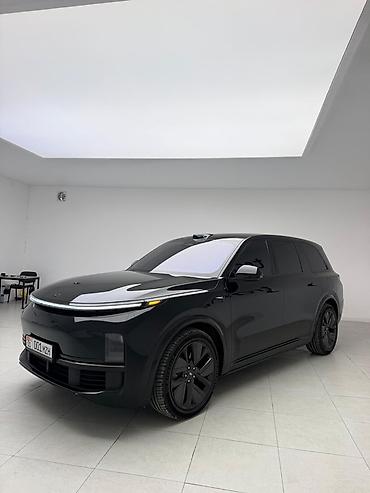changan hunter plus: Lixiang L9: 2022 г., 1.6 л, Автомат, Гибрид, Кроссовер — 1