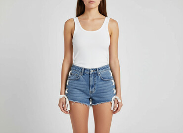 spodenki jeansowe damskie przed kolano: H&M, Szorty damskie, rozmiar XS