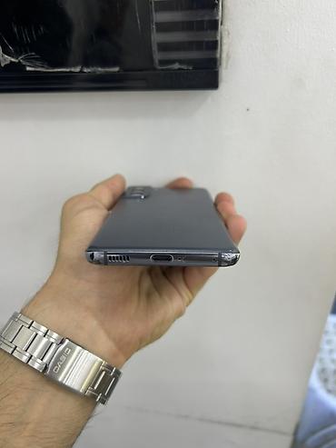 Мобильные телефоны и аксессуары: Samsung Galaxy S21, 128 ГБ, цвет - Серый, Беспроводная зарядка — 4