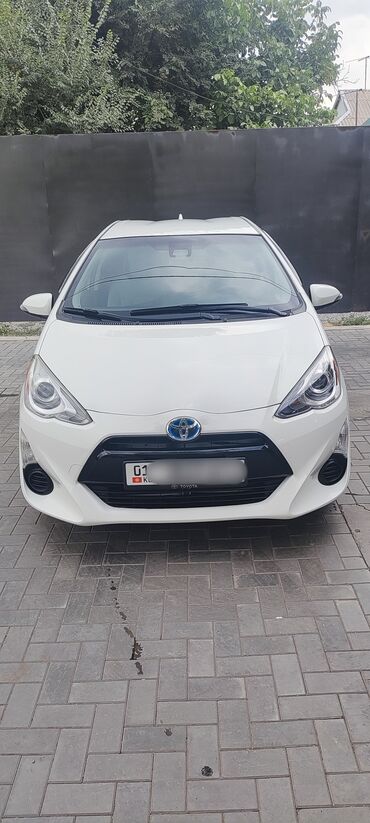 1 9дизел: Toyota Prius: 2017 г., 1.5 л, Вариатор, Гибрид, Хетчбек