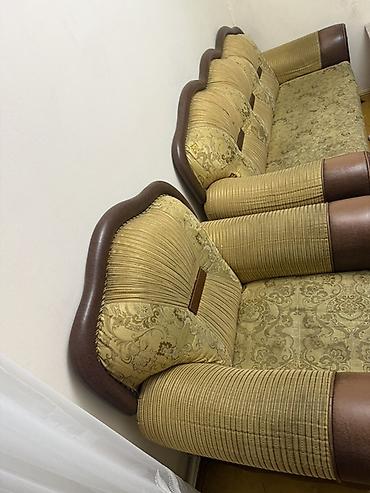 salon mallar: Klassik üslubda yumşaq mebel dəsti - Tərkib: 3 nəfərlik divan + 1 — 1