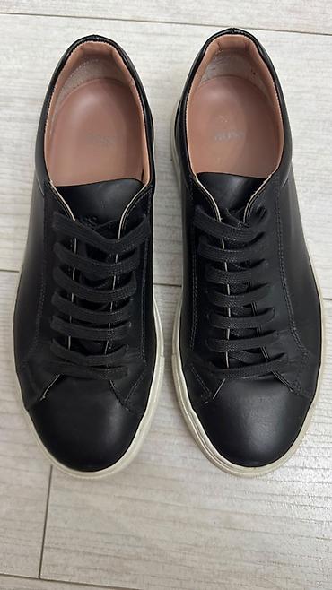 Кроссовки, 36, Hugo Boss, Б/у, цвет - Черный, Самовывоз