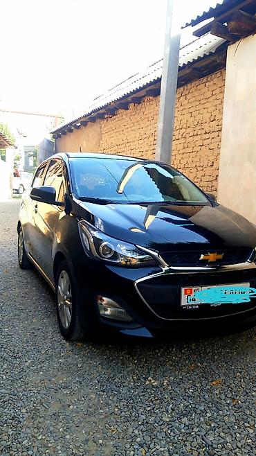 Chevrolet Spark: 2018 г., 1 л, Автомат, Бензин, Хэтчбэк