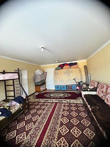 Продажа коттеджей и домов: Кочкор центрдан 5 бөлмөлүү үй сатылат. үйдүн көрүнүшү сүрөттөдүгөй — 8