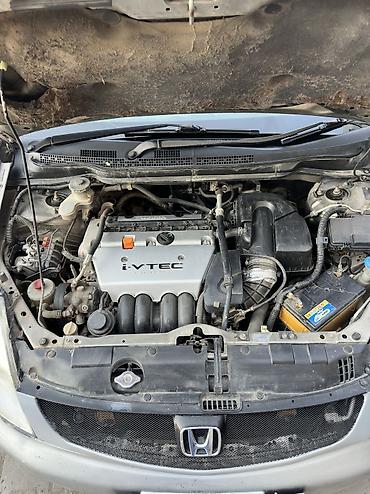 audi a2: Honda Stream: 2001 г., 2 л, Автомат, Бензин, Минивэн — 6