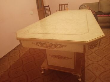 perla mebel stullar: Qonaq masası, Yeni, Açılmayan, Oval masa, Azərbaycan