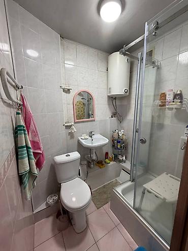 5: 2 комнаты, 42 м², 5 мкр 104 серия, 2 этаж — 9