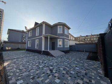 Долгосрочная аренда домов: 200 м², 7 комнат at lalafo.kg — 1 Долгосрочная аренда домов: 200 м², 7 комнат — 1