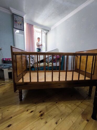 Təknəfərlik uşaq çarpayıları: Oğlan və qız üçün, İşlənmiş, Çarpayı, Bazasız, Matras ilə, Siyirməsiz — 6