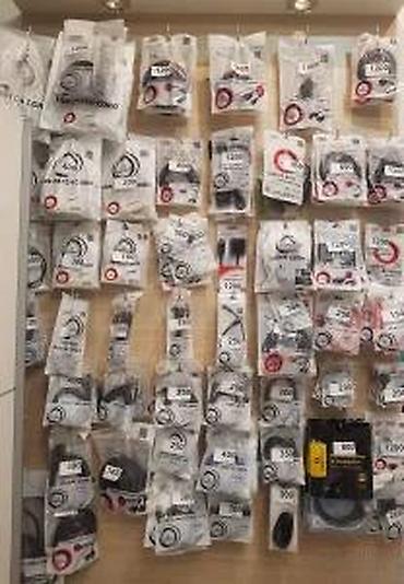 Doking stanice: USB‑C multifunkcionalni hub sa bežičnim punjačem Sve‑u‑jedan USB‑C — 12