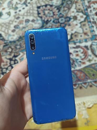 komputer core 2 duo: Samsung Galaxy A50, 64 GB, rəng - Mavi, Qırıq — 2