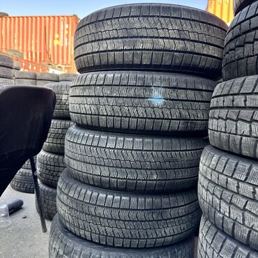 Шины: Шины 215 / 60 / R 16, Зима, Б/у, Комплект, Легковые, Япония, Bridgestone