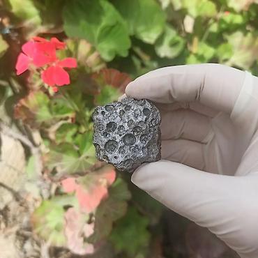 Qiymətli daşlar: Metalik Təbii Daşlar Satılır | Nadir Parlaq Mineral Daşlar | Orijinal — 24