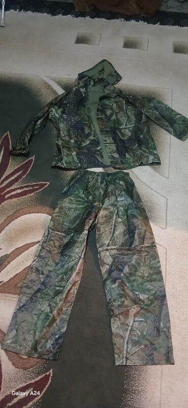 шуба из овчины азербайджанская: Kamuflyaj kostyumu – 2 hissə - Üst geyim: kapüşonlu, ön hissədə