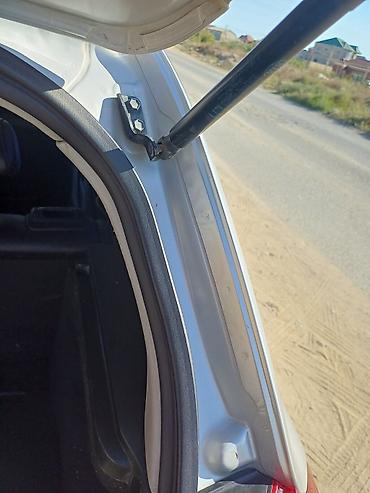 Kia: Kia Ceed: 1.6 l | 2007 il Hetçbek — 14