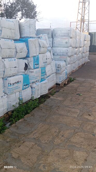 Asfalt qırıntısı: Gubrelerin satişi ela torfdu kisesin 3manatda ededle satram çox alana — 12