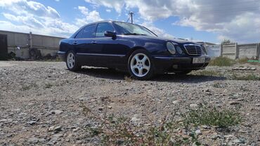 Mercedes-Benz E-Class: 2002 г., 2 л, Автомат, Бензин, Седан