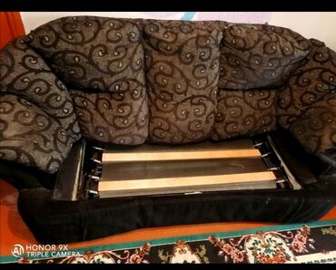 Divan və kreslo dəstləri: Klassik divan, Divan — 6