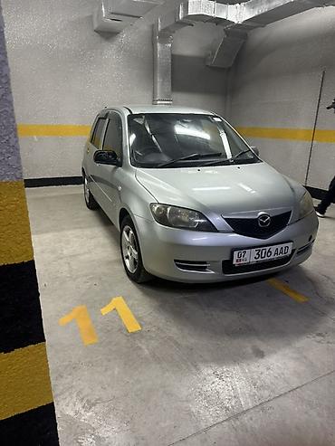 меняю квартиру на авто: Mazda Demio: 2005 г., Автомат, Бензин, Хэтчбэк — 1