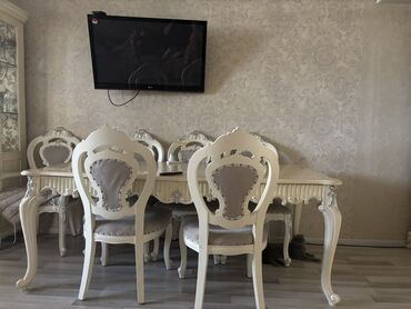 Stullar: Qonaq otağı üçün, Açılmayan, Dördbucaq masa, 6 stul