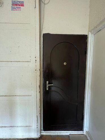 Uzunmüddətli kirayə mənzillər: Şəhərin prestij yerində yerləşir. Koroğlu Rəhimiv küçəsi ilə qalxanda — 13