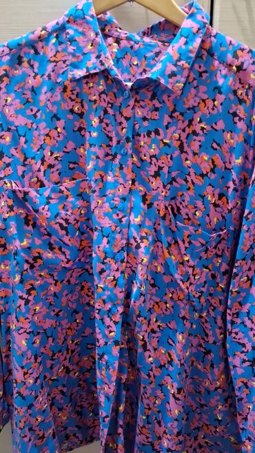 Рубашки: Продаётся женская одежда: рубашки, футболки, кофты, брюки. Есть новые — 10