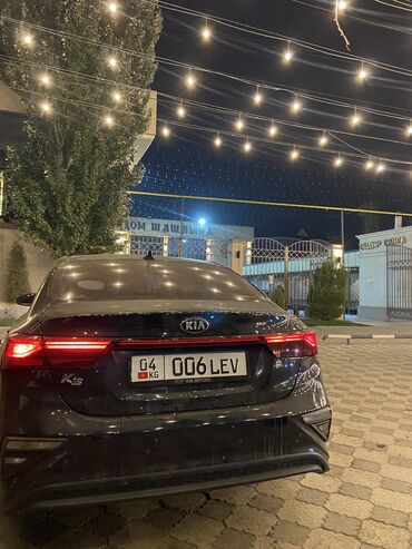 авто в рассрочку от хозяина бу: Kia K3: 2018 г., 1.6 л, Автомат, Бензин, Седан