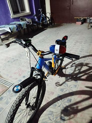 Velosipedlər: Dağ velosipedi – 27.5” təkərlər, alüminium gövdə, ön amortizatorlu — 6