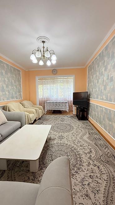 105: 3 комнаты, 70 м², 8 мкр 105 серия, 4 этаж, Косметический ремонт — 3