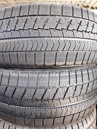 Шины: Шины 215 / 50 / R 17, Зима, Б/у, Пара, Япония, Bridgestone