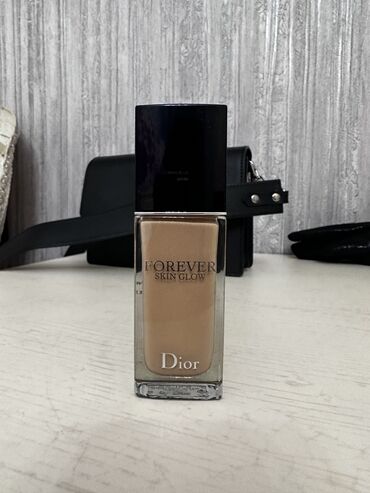 нижний джал: Продаю тональную основу Dior Forever Skin Glow, так как цвет не