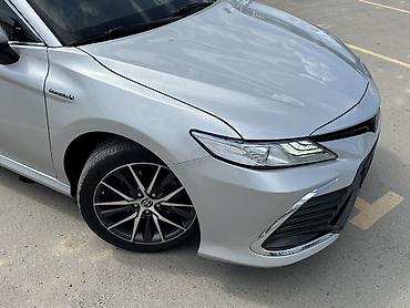highlander 2017: Toyota Camry: 2021 г., 2.5 л, Вариатор, Гибрид, Седан — 2