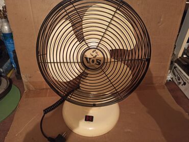 Podni ventilatori: Izuzetan ventilator sa masivnim (teškim) postoljem i mogućnošću — 2