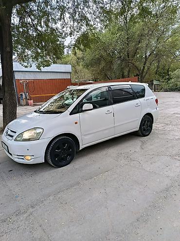 Toyota: Toyota Ipsum: 2002 г., 2.4 л, Автомат, Газ, Минивэн — 4