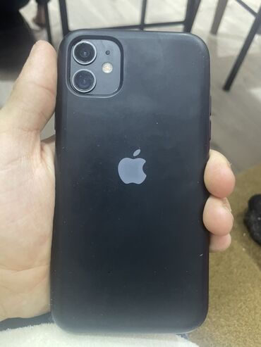 iphone qulaqliq: IPhone 11, Qara