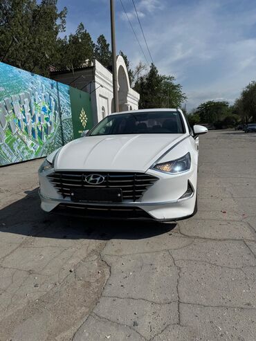хундай соната гибрид: Hyundai Sonata: 2019 г., 2 л, Автомат, Газ, Седан