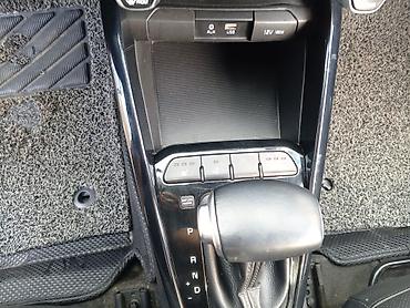 Kia: Kia Stonic: 2018 г., 1.6 л, Дизель, Кроссовер — 6