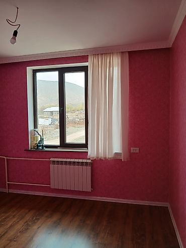 Продажа коттеджей и домов: Г Чолпоната рн иподром продаётся 🏠 2 этажный кирпичный дом 220кв — 16