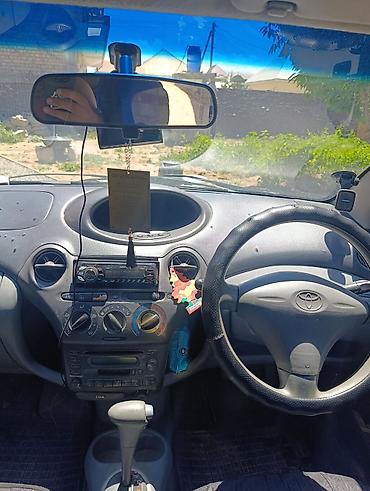 range over: Toyota Vitz: 1999 г., 1 л, Автомат, Бензин — 2