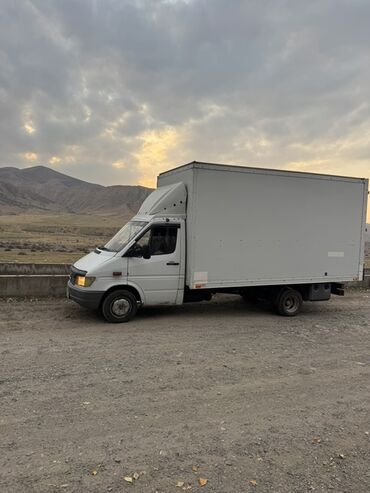 бу газовое оборудование: Легкий грузовик, Mercedes-Benz, Б/у