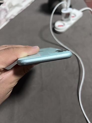 logitech superlight 2: IPhone 11, Б/у, 128 ГБ, Зеленый, 70 % — 5