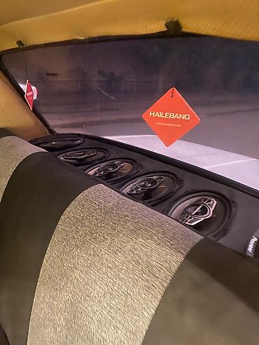 lalafo vaz 2107: VAZ 2106 sedan – klassik dizayn, ağ rəng. Xüsusiyyətlər: - Kuzov: 4 — 5