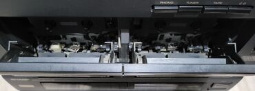 Динамики и колонки: Продам SHARP из 80г, без колонок нету, без пульта, стоял долго, сд — 5