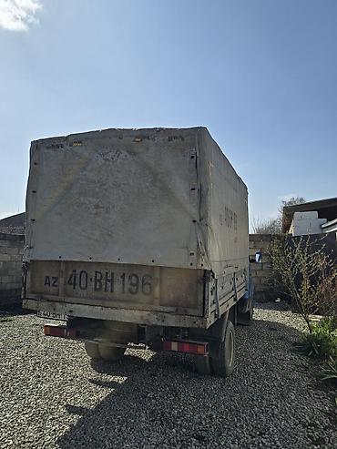 hunda 1997: Yük daşıma üçün tentli kiçik tonnajlı yük avtomobili - Marka/model — 1